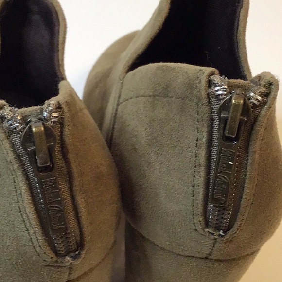 MICHAEL ANTONIO OLIVE GREEN SUEDE ANKLE HEEL BOOTS SZ 8 - Picture 13 of 16